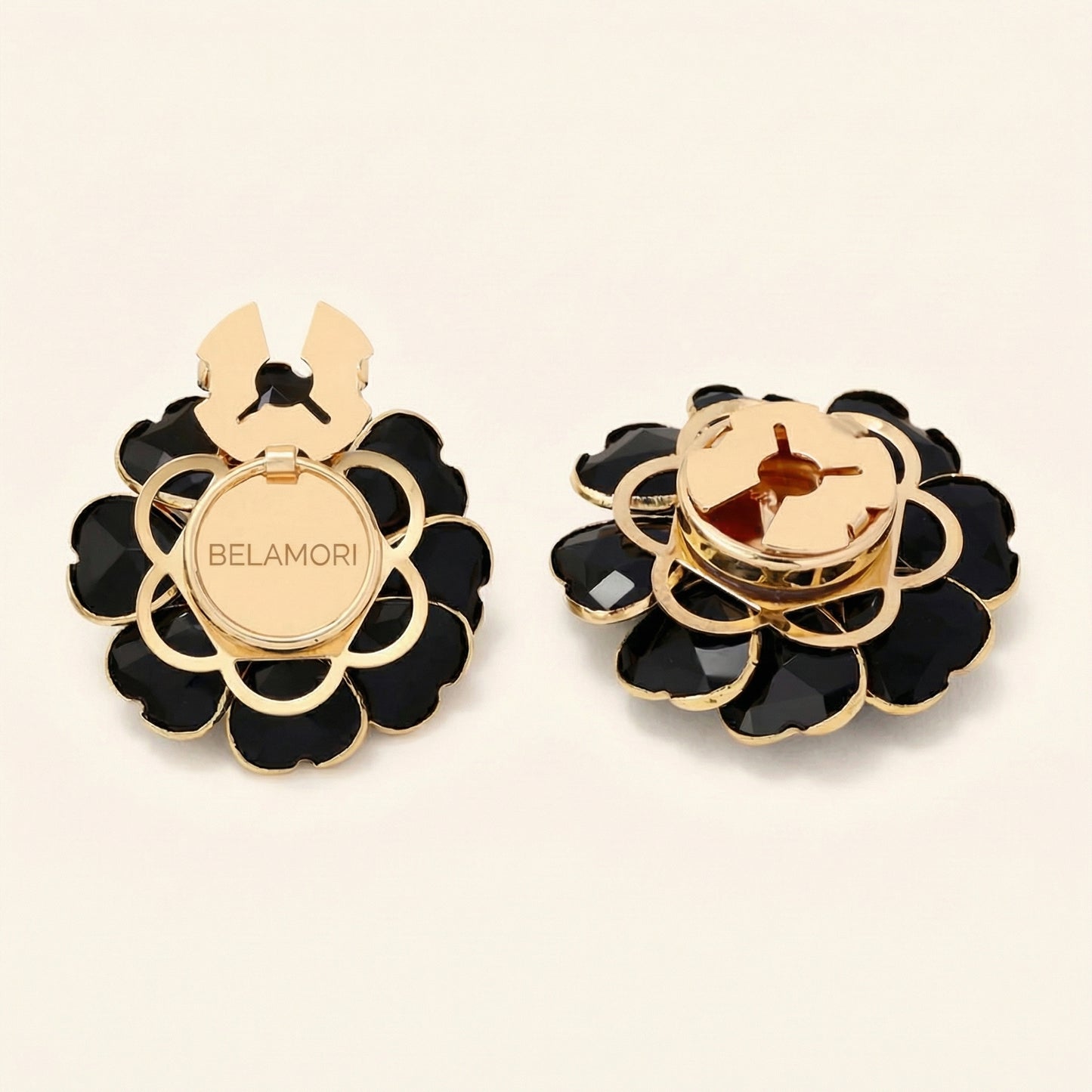 Ivory Bloom | 1 Set